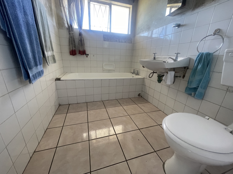 3 Bedroom Property for Sale in Amalinda Eastern Cape